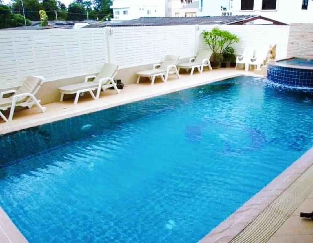 โรงแรมสุขวิไล Sukwilai Hotel หัวหิน ภายนอก รูปภาพ